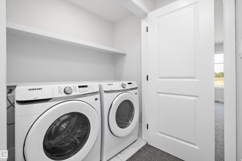 2107 Crossbill Lane, Edmonton, AB - Indoor Photo Showing Laundry Room