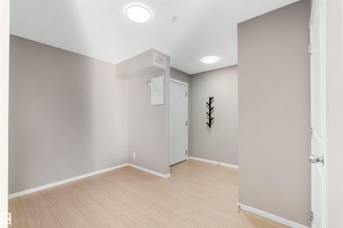 202 3315 James Mowatt Trail, Edmonton, AB - Indoor Photo Showing Other Room