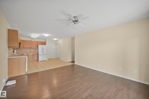 131 592 Hooke Road, Edmonton, AB - Indoor