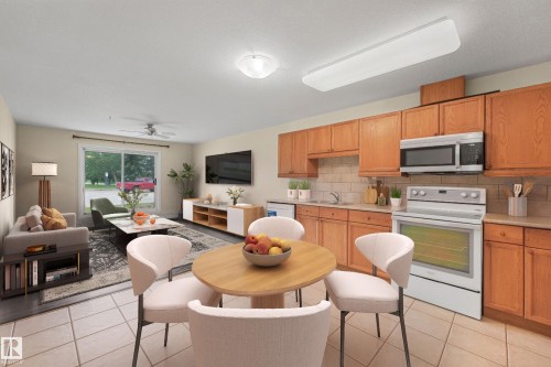 131 592 Hooke Road, Edmonton, AB - Indoor Photo Showing Other Room