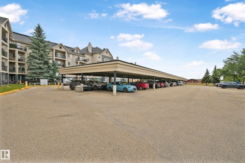 131 592 Hooke Road, Edmonton, AB - Outdoor