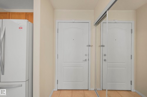 131 592 Hooke Road, Edmonton, AB - Indoor Photo Showing Other Room