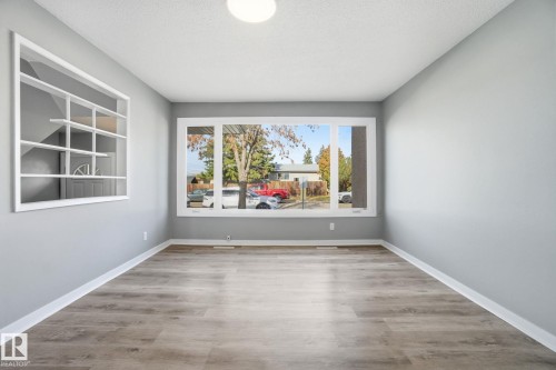 8117 132A Avenue, Edmonton, AB - Indoor Photo Showing Other Room