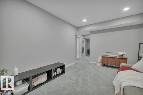 477 Roberts Crescent, Leduc, AB - Indoor