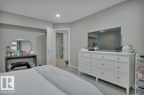 477 Roberts Crescent, Leduc, AB - Indoor Photo Showing Bedroom