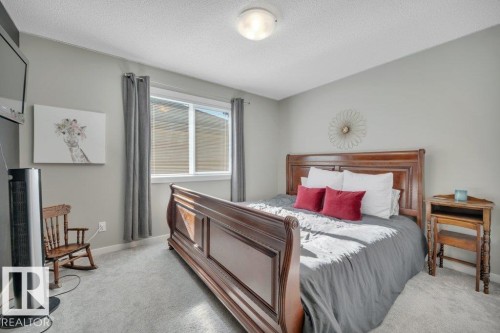 477 Roberts Crescent, Leduc, AB - Indoor Photo Showing Bedroom