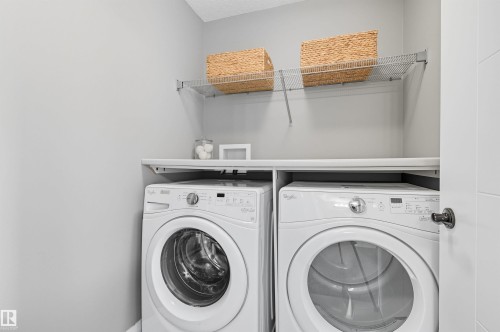 8534 Cushing Place, Edmonton, AB - Indoor Photo Showing Laundry Room