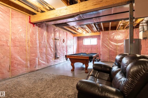 8534 Cushing Place, Edmonton, AB - Indoor Photo Showing Other Room