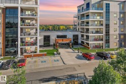 418 200 BELLEROSE Drive  St. Albert, AB T8N 7P7