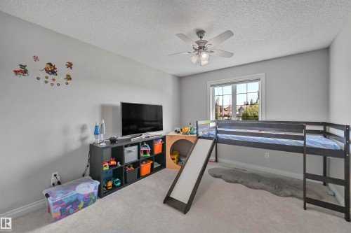 1516 Thorogood Close, Edmonton, AB - Indoor Photo Showing Bedroom
