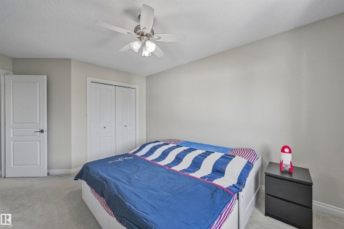 1516 Thorogood Close, Edmonton, AB - Indoor Photo Showing Bedroom