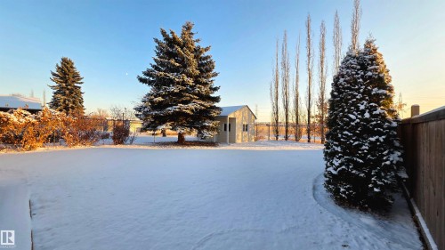 4631 10 Avenue, Edmonton, AB - Outdoor