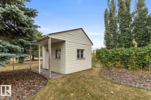 4631 10 Avenue, Edmonton, AB - Outdoor