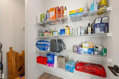 459 39 Street Sw, Edmonton, AB - Indoor Photo Showing Other Room