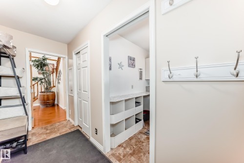 216 Parkallen Way, Wetaskiwin, AB - Indoor Photo Showing Other Room