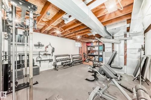216 Parkallen Way, Wetaskiwin, AB - Indoor Photo Showing Gym Room