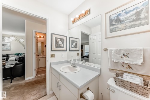 216 Parkallen Way, Wetaskiwin, AB - Indoor Photo Showing Bathroom