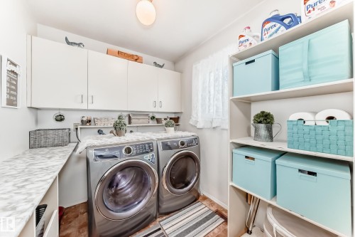 216 Parkallen Way, Wetaskiwin, AB - Indoor Photo Showing Laundry Room
