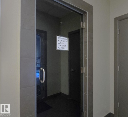 318 160 Magrath Road, Edmonton, AB - Indoor