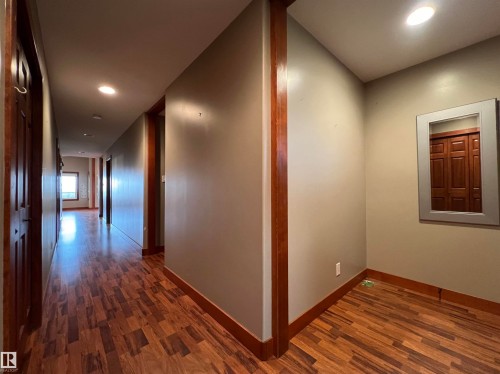 403 55101 Ste. Anne Trail, Rural Lac Ste. Anne County, AB - Indoor Photo Showing Other Room