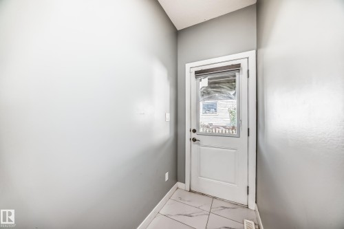 2716 11 Street, Edmonton, AB - Indoor Photo Showing Other Room