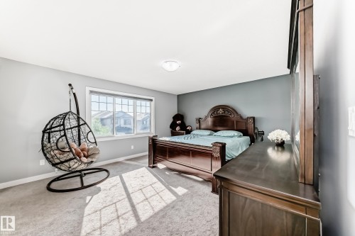 2716 11 Street, Edmonton, AB - Indoor Photo Showing Bedroom