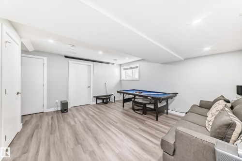 2716 11 Street, Edmonton, AB - Indoor Photo Showing Other Room