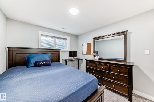 2716 11 Street, Edmonton, AB - Indoor Photo Showing Bedroom