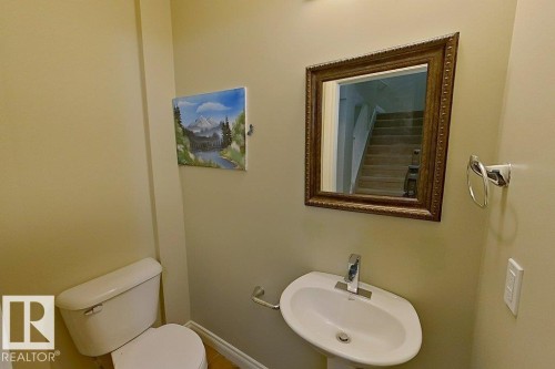 10 903 Rutherford Road Sw, Edmonton, AB - Indoor Photo Showing Bathroom