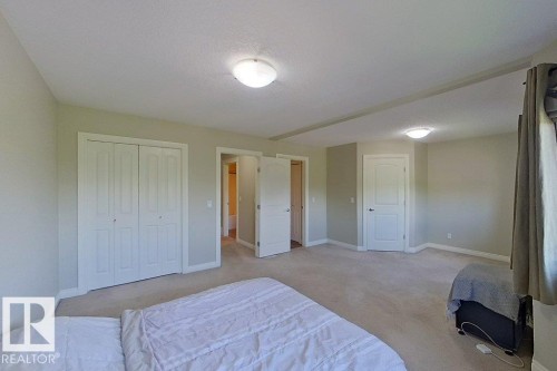 10 903 Rutherford Road Sw, Edmonton, AB - Indoor Photo Showing Bedroom