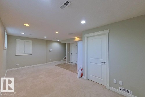 10 903 Rutherford Road Sw, Edmonton, AB - Indoor