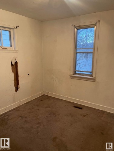 12239 101 Street, Edmonton, AB - Indoor Photo Showing Other Room