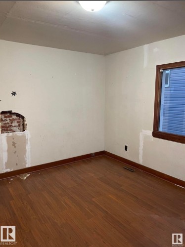 12239 101 Street, Edmonton, AB - Indoor Photo Showing Other Room