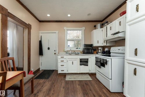 10755 93 Street, Edmonton, AB - Indoor Photo Showing Kitchen