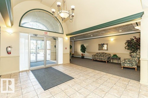 301 911 Rabbit Hill Road, Edmonton, AB - Indoor Photo Showing Other Room