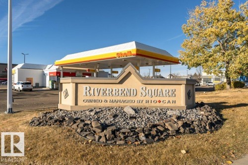 301 911 Rabbit Hill Road, Edmonton, AB - Outdoor