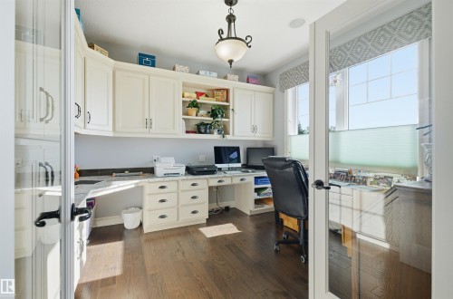 10504 103 Avenue, Morinville, AB - Indoor