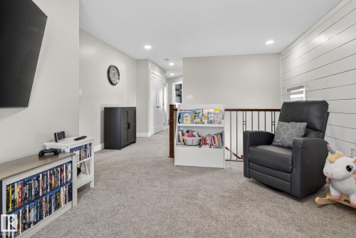 775 Berg Loop, Leduc, AB - Indoor