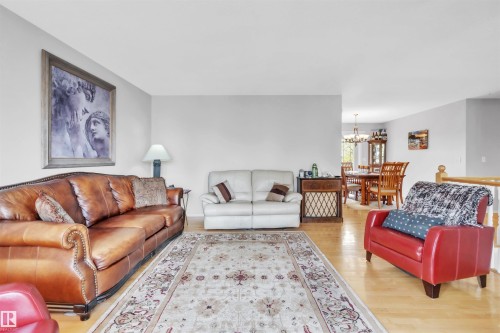 4504 46 Avenue, Bonnyville Town, AB - Indoor Photo Showing Living Room