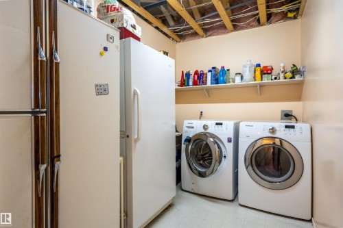 4504 46 Avenue, Bonnyville Town, AB - Indoor Photo Showing Laundry Room