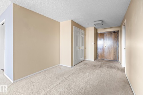 602 11503 100 Avenue Nw, Edmonton, AB - Indoor Photo Showing Other Room