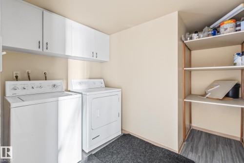 602 11503 100 Avenue Nw, Edmonton, AB - Indoor Photo Showing Laundry Room