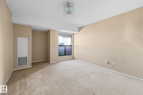 602 11503 100 Avenue Nw, Edmonton, AB - Indoor Photo Showing Other Room