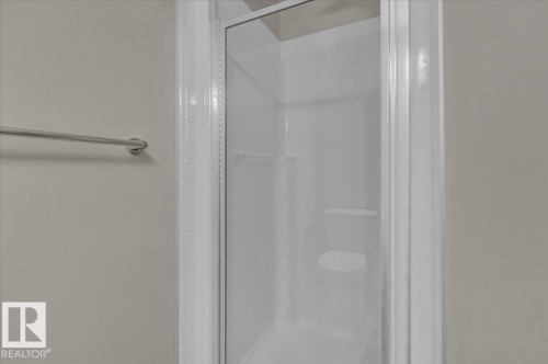 346 348 Windermere Road, Edmonton, AB - Indoor Photo Showing Bathroom