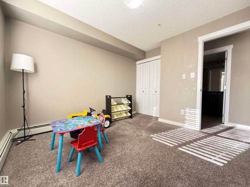 117 18122 77 St Nw, Edmonton, AB - Indoor Photo Showing Other Room