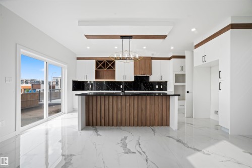 216 33 Street, Edmonton, AB - Indoor