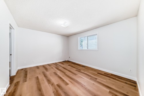 1141 60 Street, Edmonton, AB - Indoor Photo Showing Other Room