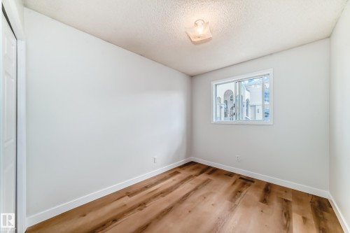 1141 60 Street, Edmonton, AB - Indoor Photo Showing Other Room