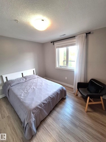 50 11518 76 Avenue, Edmonton, AB - Indoor Photo Showing Bedroom