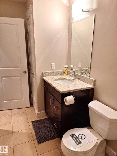 50 11518 76 Avenue, Edmonton, AB - Indoor Photo Showing Bathroom
